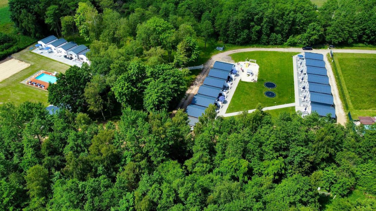 Lumi Resort Domki Letniskowe Z Podgrzewanym Basenem Rewal Luaran gambar