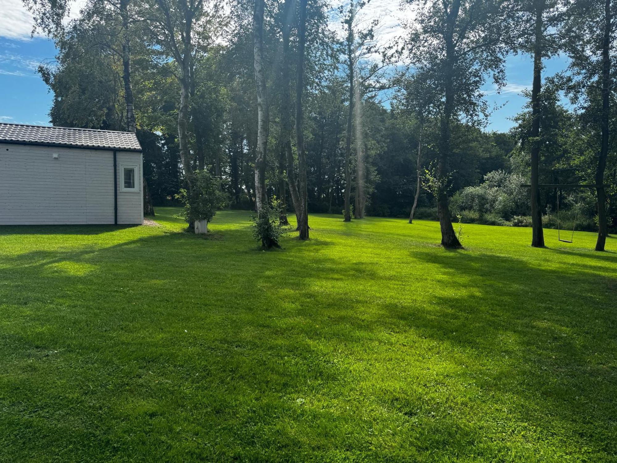 Lumi Resort Domki Letniskowe Z Podgrzewanym Basenem Rewal Luaran gambar