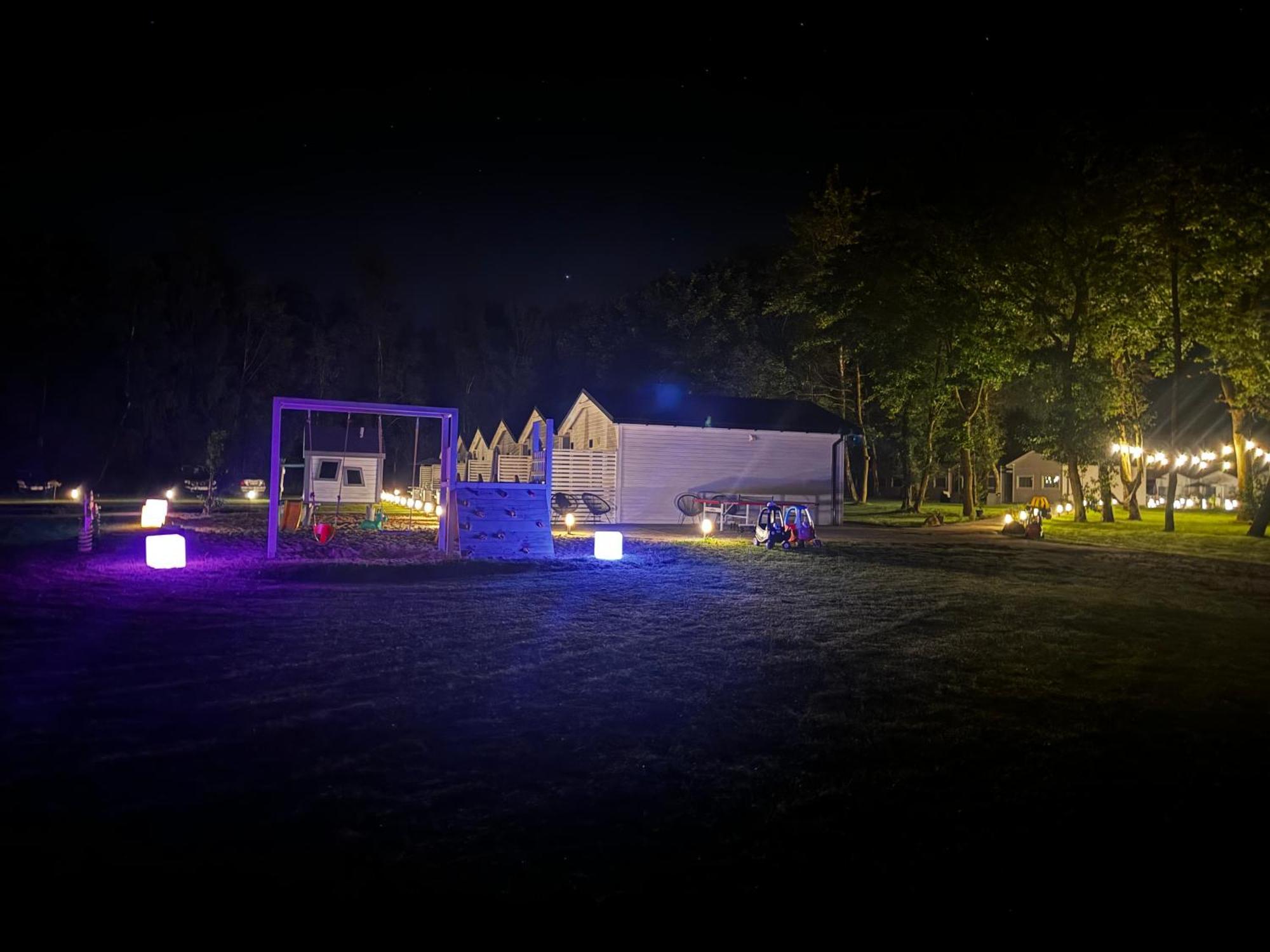 Lumi Resort Domki Letniskowe Z Podgrzewanym Basenem Rewal Luaran gambar