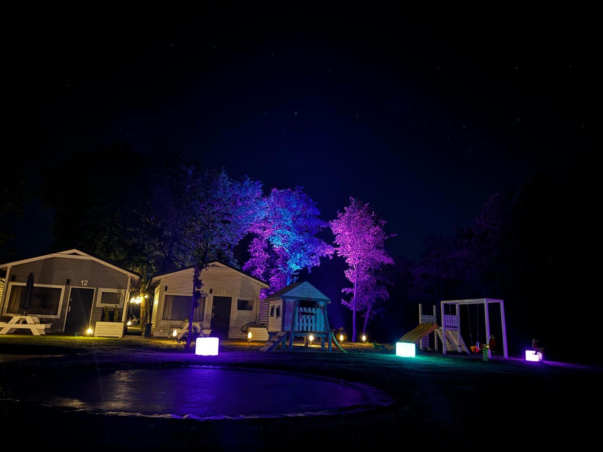 Lumi Resort Domki Letniskowe Z Podgrzewanym Basenem Rewal Luaran gambar
